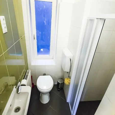 Hostel Come On *